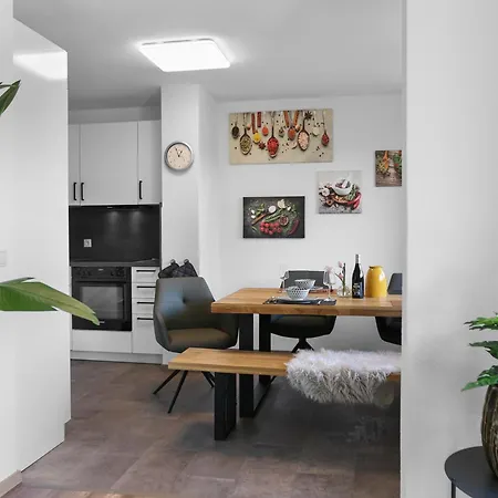 Living Bei Hoechst דירה *